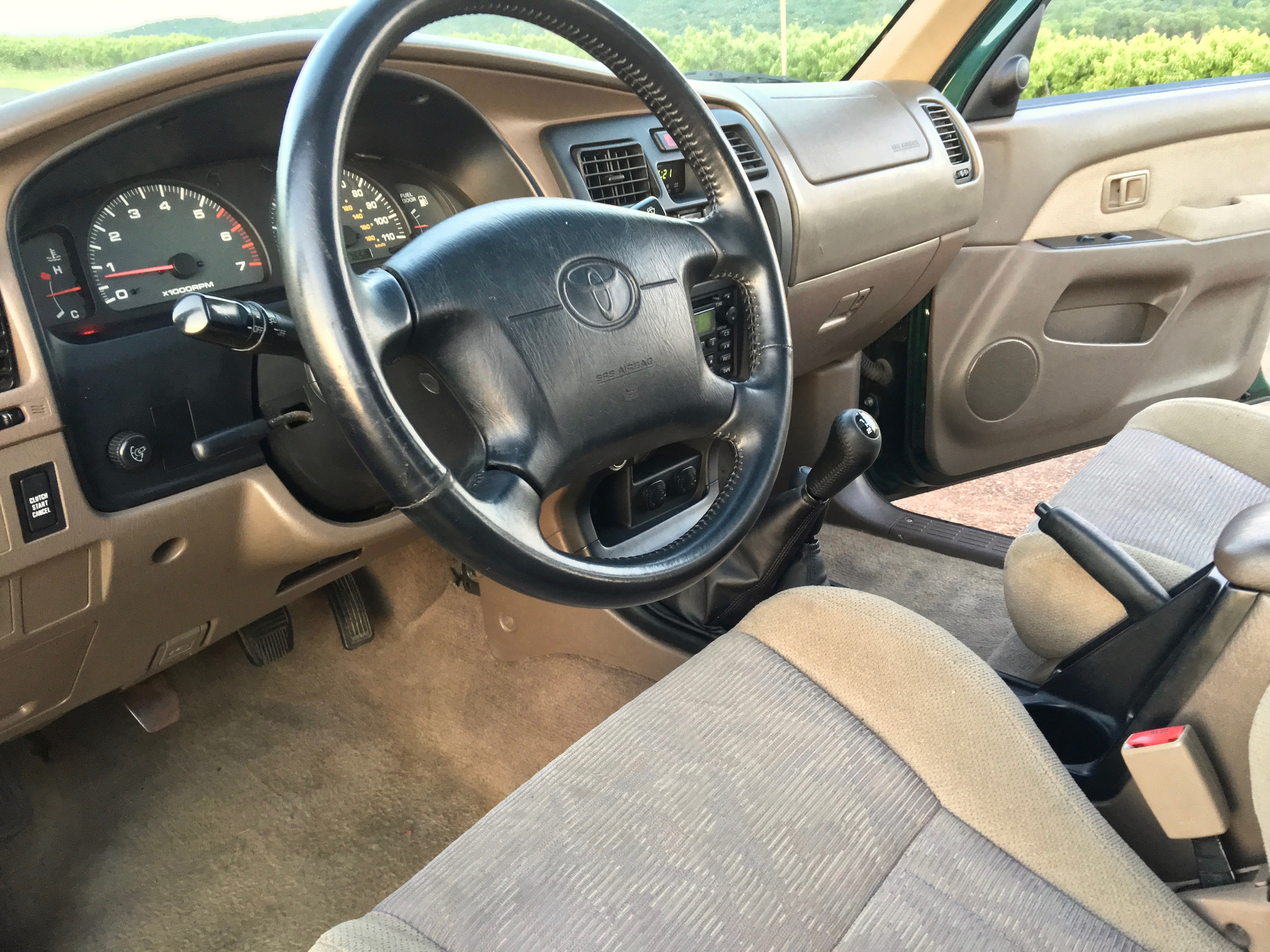 2000 Toyota 4Runner 3.4L V6 4WD 5 Speed Manual 129K - 3rd Gen - Our Pro Recon - New Clutch, Timing Belt and Waterpump, New Valve Cover Gaskets, New Spark Plugs, New Alternator, New Radiator, New Muffler and Tailpipe, New Rear Coil Springs, New Rear Shocks, New Brakes, New Tires, Frame Descaling, Applied Rust Converter Rust Mort, Sealed Frame with Fluid Film, New Bumpers - Beautiful Engine - has No Leaks — photo 34